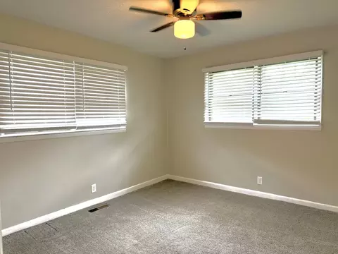 401 E Illinois St, Marion, IL 62959 photo 10