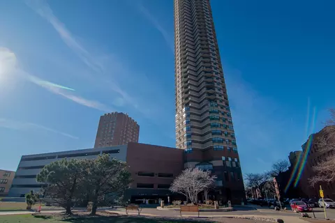 3660 N Lake Shore Dr #2312, Chicago, IL 60613