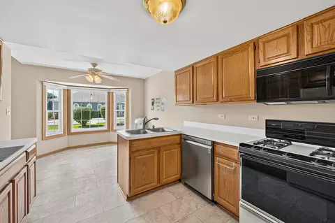 Kitchen - 1504 Root St, Crest Hill, IL 60403 photo 1 of 3