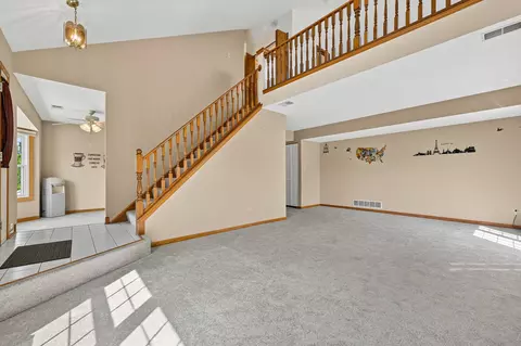 Living - 1504 Root St, Crest Hill, IL 60403 photo 2 of 6