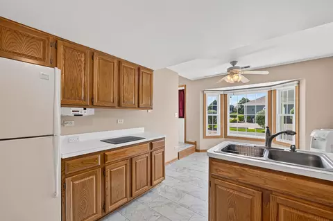 Kitchen - 1504 Root St, Crest Hill, IL 60403 photo 2 of 3