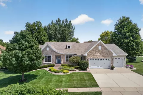 6138 Whispering Hl, Bettendorf, IA 52722