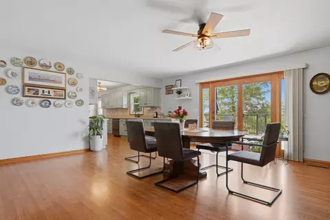 Dining - 515 E Oregon St, Polo, IL 61064 photo 2 of 4