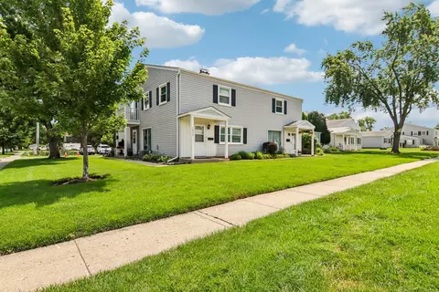 Exterior - 103 Daniel Ct #A, Bartlett, IL 60103 photo 4 of 4