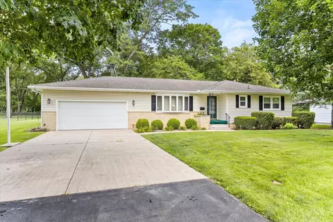 1412 S Jackson St, Streator, IL 61364