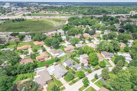 View/Area - 4506 Magnolia Dr, Rolling Meadows, IL 60008 photo 5 of 12