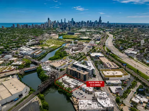1716 W Webster Ave, Chicago, IL 60614