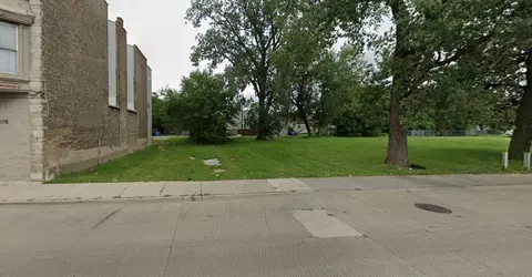 5935 S Wentworth Ave, Chicago, IL 60621