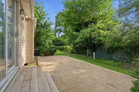 1020 Weeping Willow Dr, Wheeling, IL 60090 photo 30
