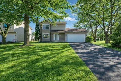 508 Pembroke Rd SW, Poplar Grove, IL 61065