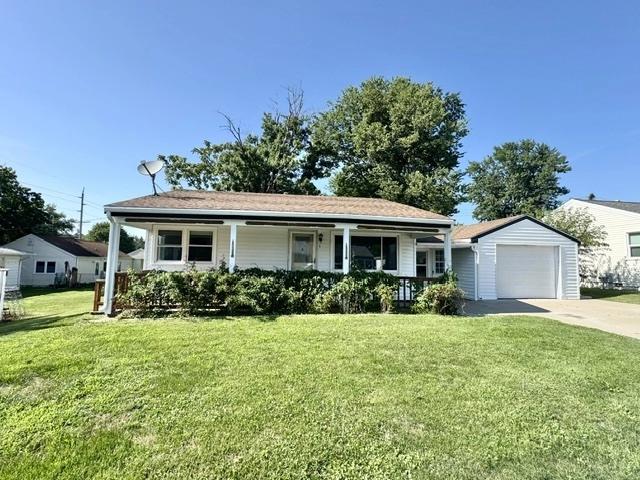 1 Jacqueline Dr, Muscatine, IA 52761