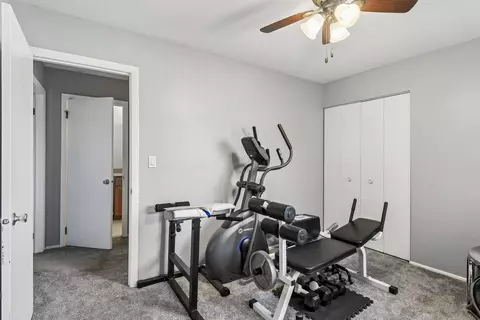 Other - 664 Claridge Cir, Hoffman Estates, IL 60169 photo 6 of 7