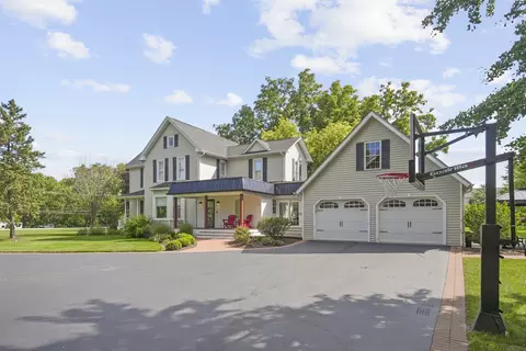 Exterior - 3614 Wolf Rd, Oswego, IL 60543 photo 2 of 16