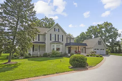 Exterior - 3614 Wolf Rd, Oswego, IL 60543 photo 4 of 16