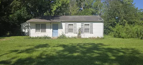 1801 Clover Ln, Champaign, IL 61821
