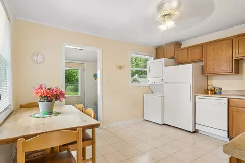 2102 George St, Rolling Meadows, IL 60008 photo 8