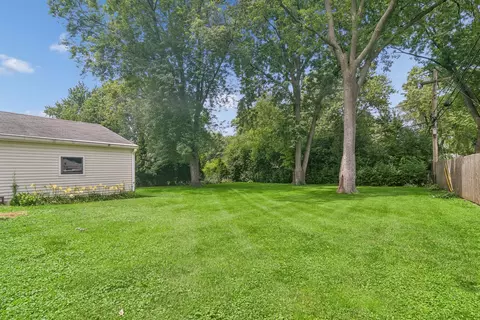 2102 George St, Rolling Meadows, IL 60008 photo 18