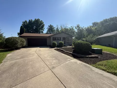 320 Midwestern Dr, Ottawa, IL 61350 photo 1