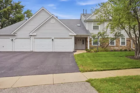 66 Beechmont Ct #Z1, Schaumburg, IL 60193