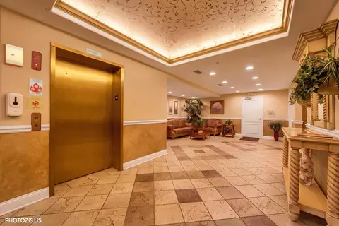 1 Itasca Pl #302, Itasca, IL 60143 photo 4