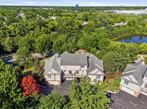 View/Area - 435 E Railroad Ave, Bartlett, IL 60103 photo 4 of 5