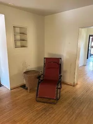 Entry Way - 3545 Oak Ave, Brookfield, IL 60513 photo 1 of 1
