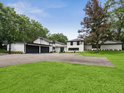 3148 Cuba Rd, Long Grove, IL 60047