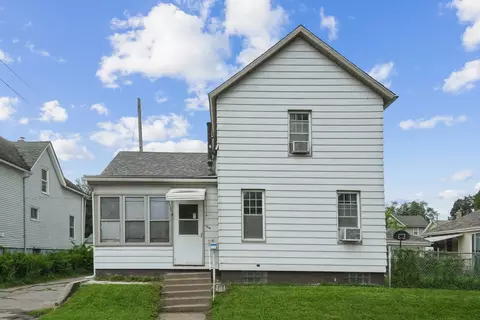 1618 N Marquette St, Davenport, IA 52804
