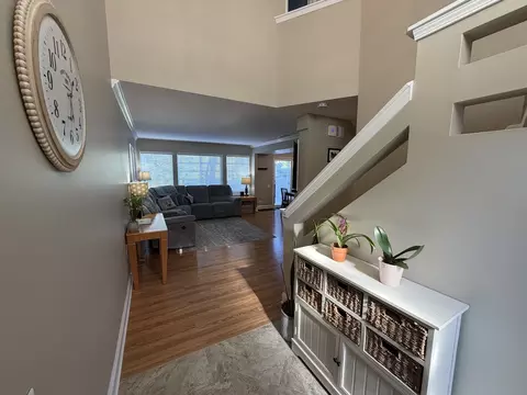 437 Spaulding Rd, Bartlett, IL 60103 photo 11