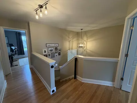 437 Spaulding Rd, Bartlett, IL 60103 photo 12