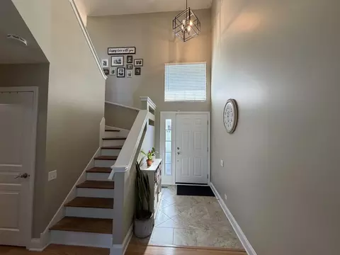 437 Spaulding Rd, Bartlett, IL 60103 photo 9