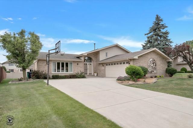 11621 Brookshire Dr, Orland Park, IL 60467