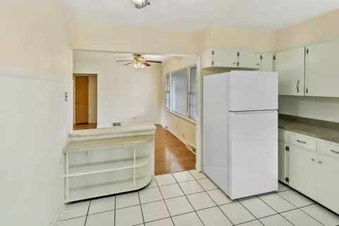 Kitchen - 2812 173rd St, Hazel Crest, IL 60429 photo 3 of 4