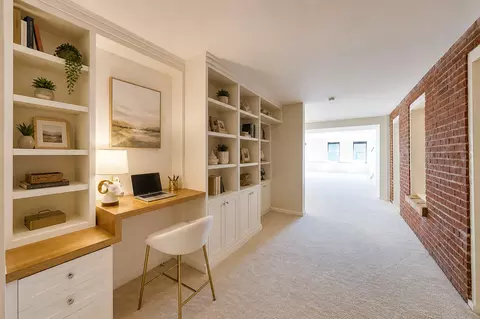 Entry Way - 40 E 9th St #1601, Chicago, IL 60605 photo 1 of 5