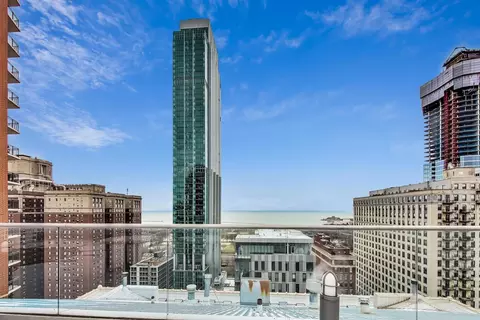 View/Area - 40 E 9th St #1601, Chicago, IL 60605 photo 2 of 2
