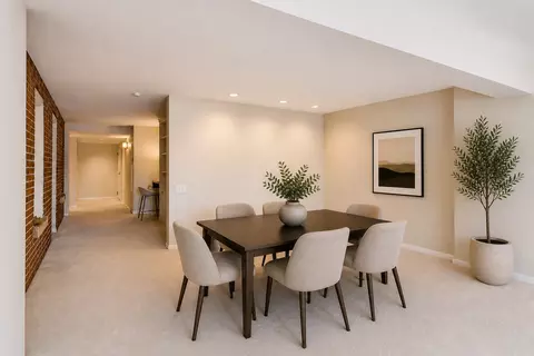 Dining - 40 E 9th St #1601, Chicago, IL 60605 photo 3 of 3