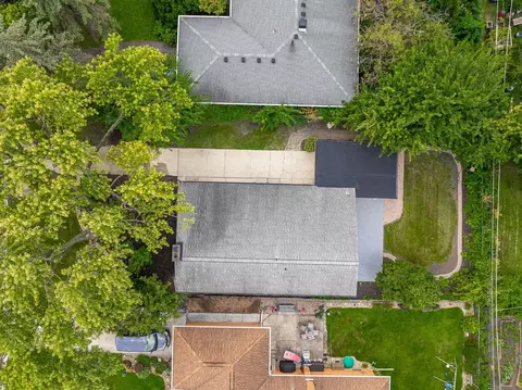 View/Area - 1307 Pershing Ave, Wheaton, IL 60189 photo 3 of 5