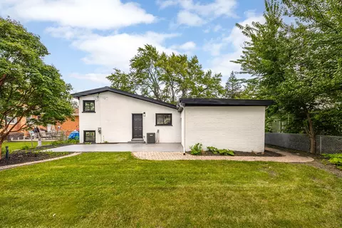 Exterior - 1307 Pershing Ave, Wheaton, IL 60189 photo 7 of 11