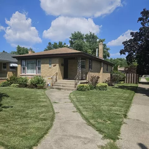 573 Gordon Ave, Calumet City, IL 60409