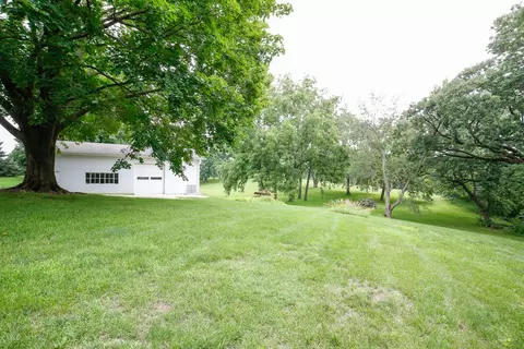 Exterior - 1742 Wolverine Rd, Dixon, IL 61021 photo 6 of 8