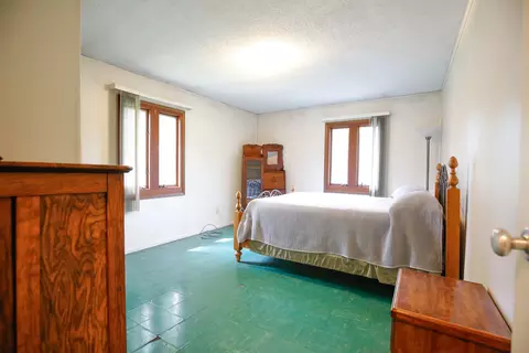 Bedroom - 1742 Wolverine Rd, Dixon, IL 61021 photo 4 of 6