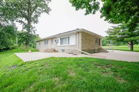 Exterior - 1742 Wolverine Rd, Dixon, IL 61021 photo 1 of 8