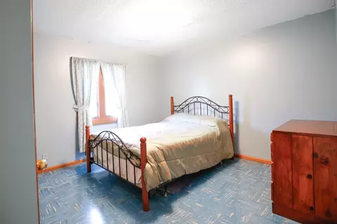 Bedroom - 1742 Wolverine Rd, Dixon, IL 61021 photo 5 of 6