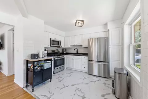 322 E Alden Dr, Addison, IL 60101 photo 3