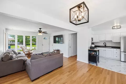 322 E Alden Dr, Addison, IL 60101 photo 6