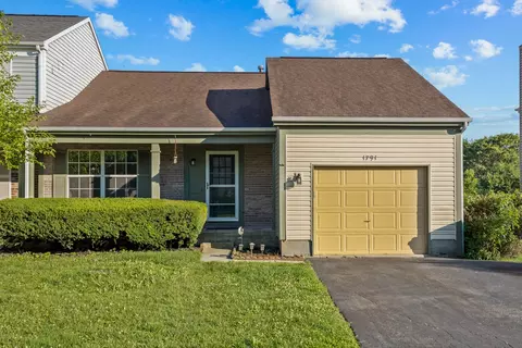 1791 Barnhill Dr, Mundelein, IL 60060