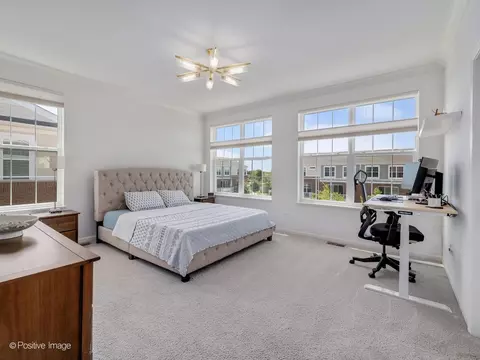 2939 Reflection Dr, Naperville, IL 60564 photo 16