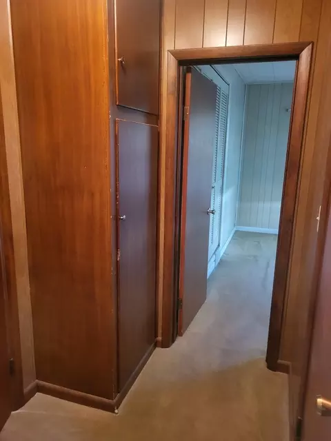 Entry Way - 1415 W 1st St, Dixon, IL 61021 photo 1 of 2