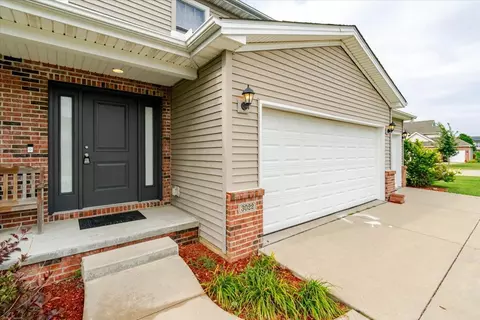 Exterior - Undisclosed, Normal, IL 61761 photo 3 of 8