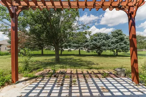Exterior - 404 Sunset Dr, Colfax, IL 61728 photo 2 of 2